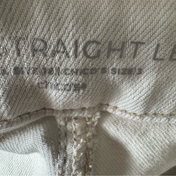 Chico’s High Rise Straight Leg Crop Cream Jeans Embroidered Tropical 3 16 XL - Picture 7 of 9